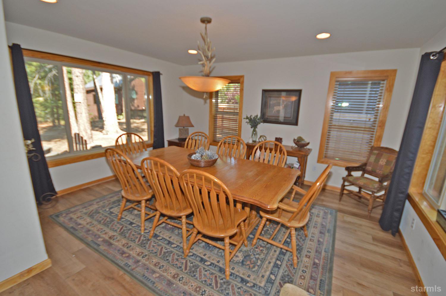 1468 Crystal Air Drive