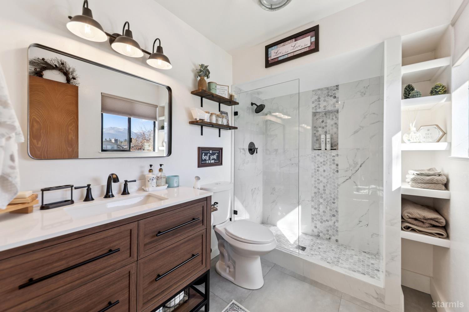 2202 Balboa Drive