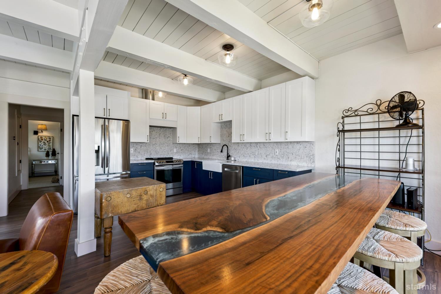 2081 Venice Drive Unit: 280