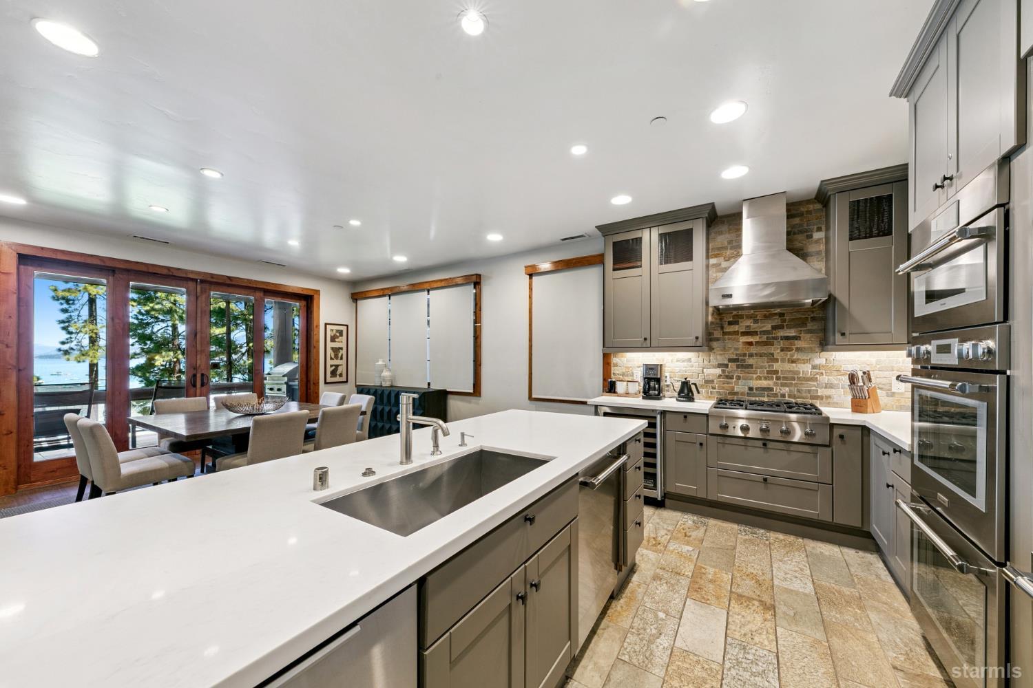3371 Lake Tahoe Boulevard Unit: 6A