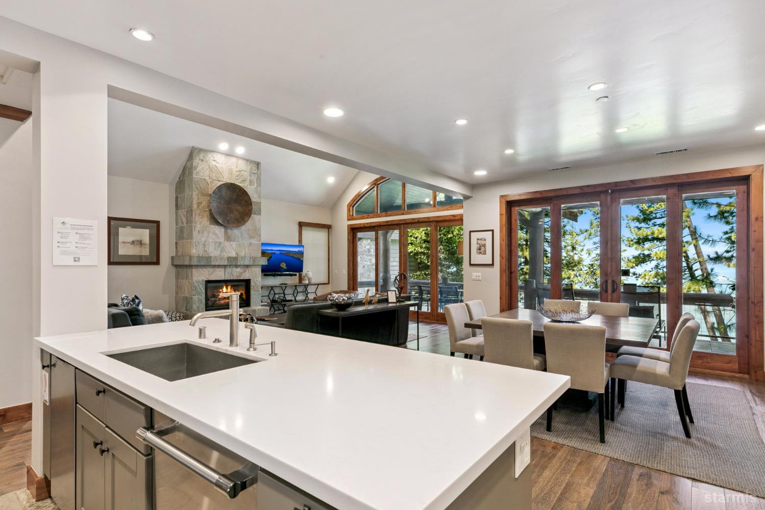 3371 Lake Tahoe Boulevard Unit: 6AB