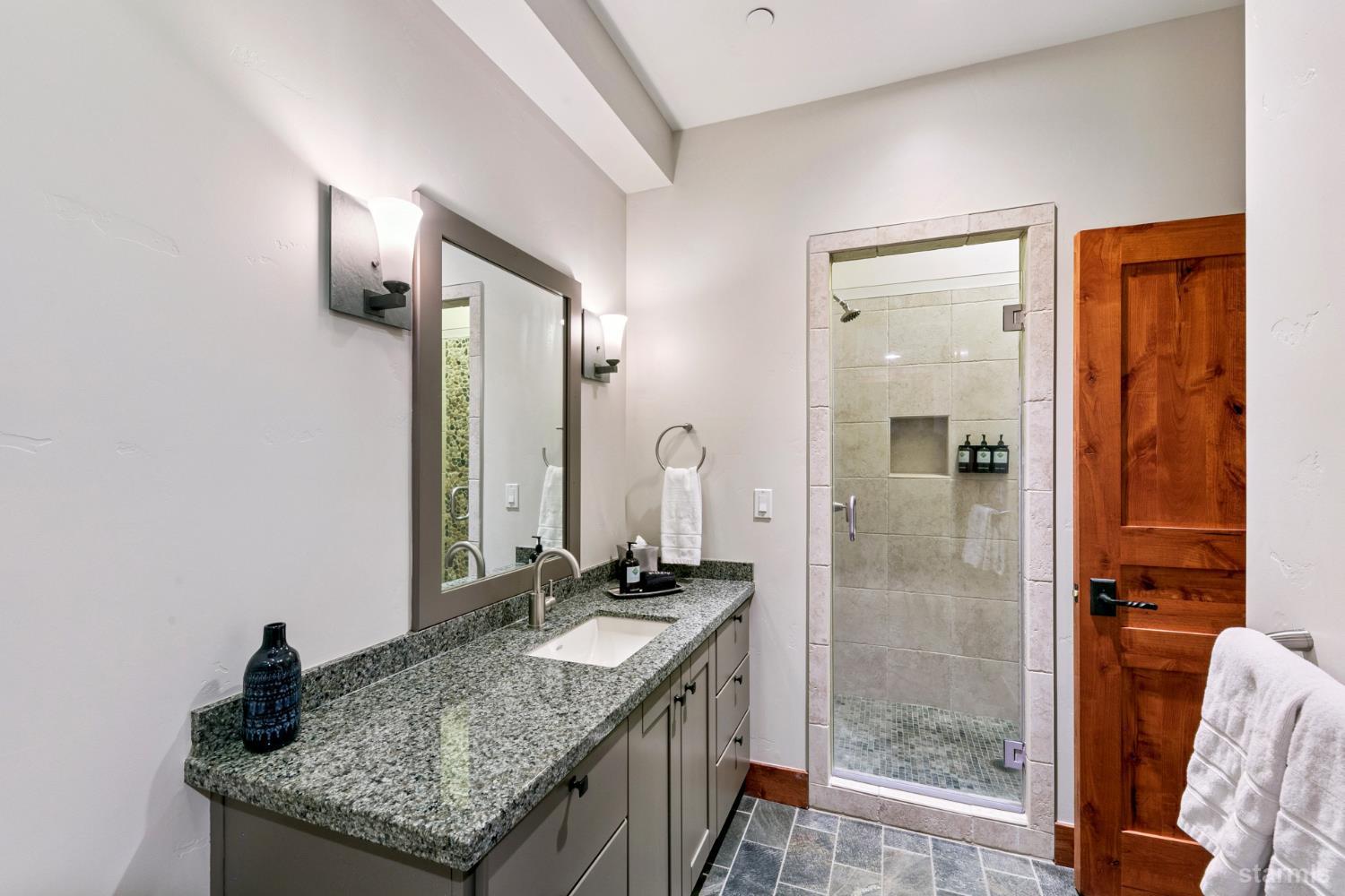 3371 Lake Tahoe Boulevard Unit: 6AB