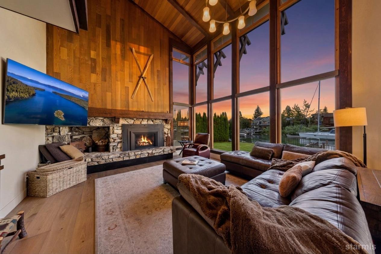 2189 Balboa Drive