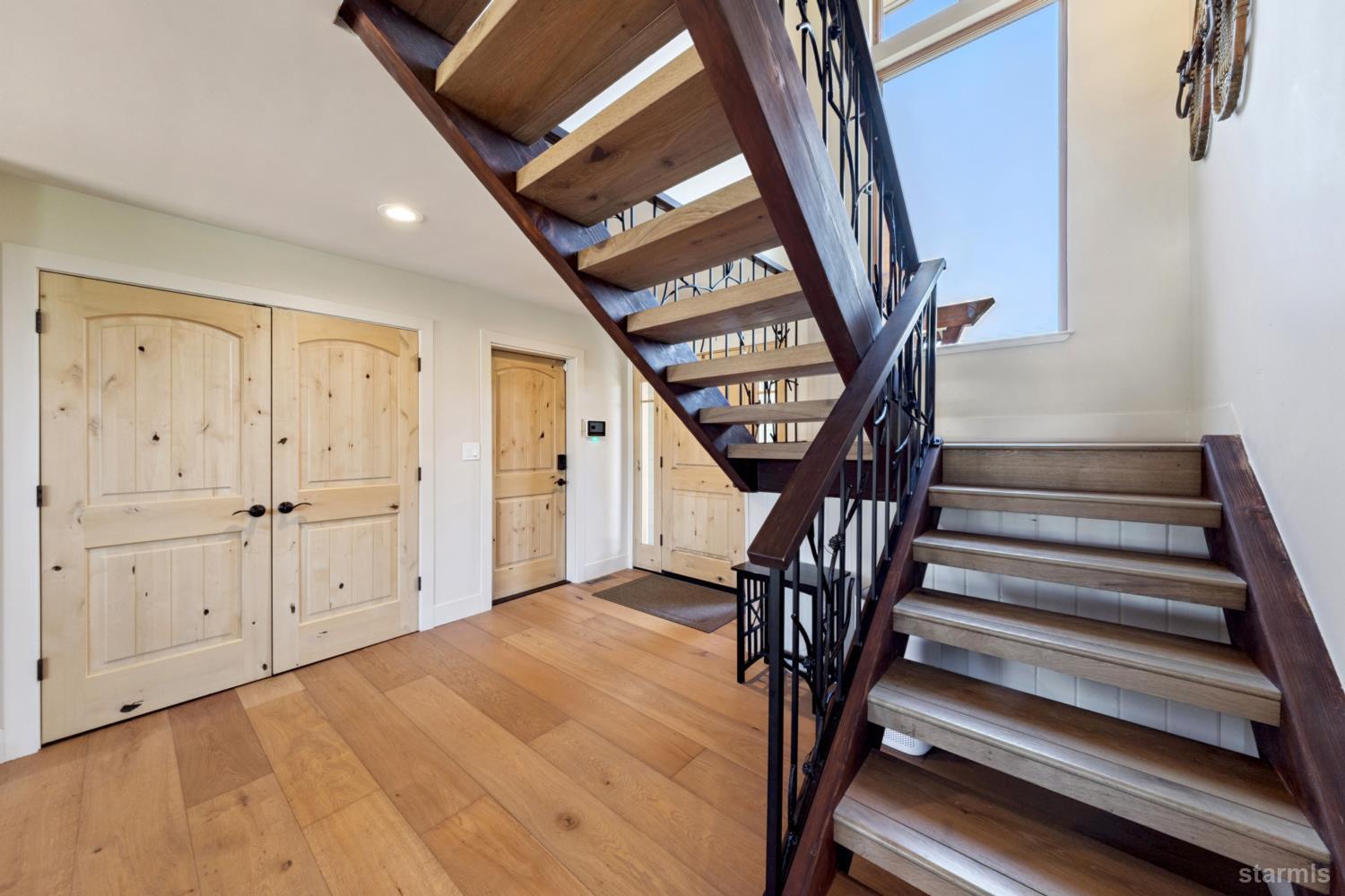 2189 Balboa Drive