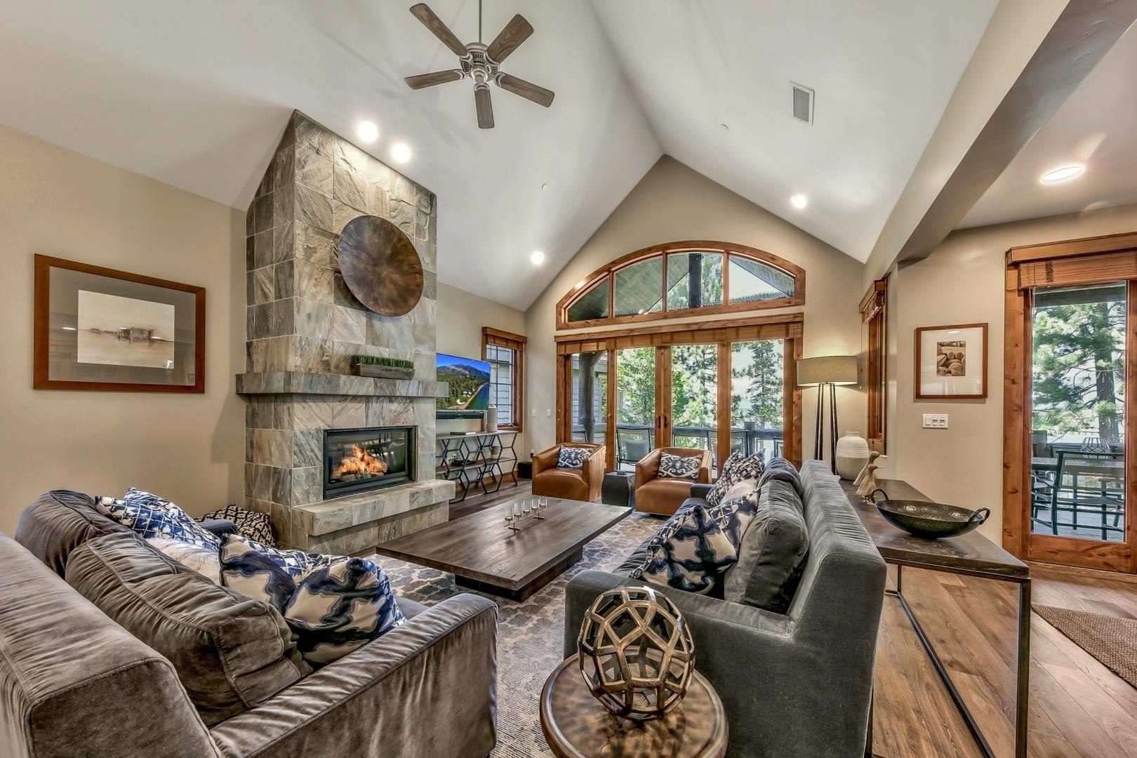 3371 Lake Tahoe Boulevard Unit: 6AB