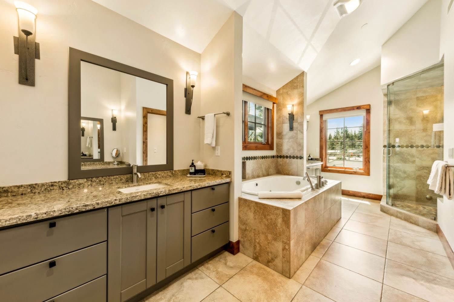 3371 Lake Tahoe Boulevard Unit: 6AB