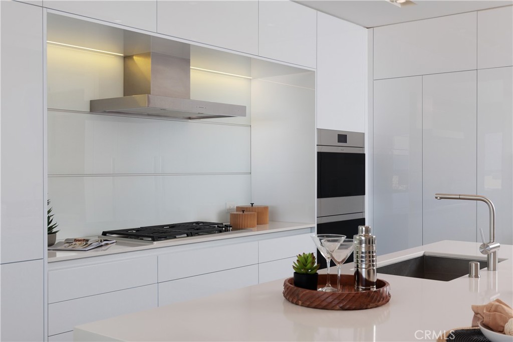 7104 W Oceanfront
