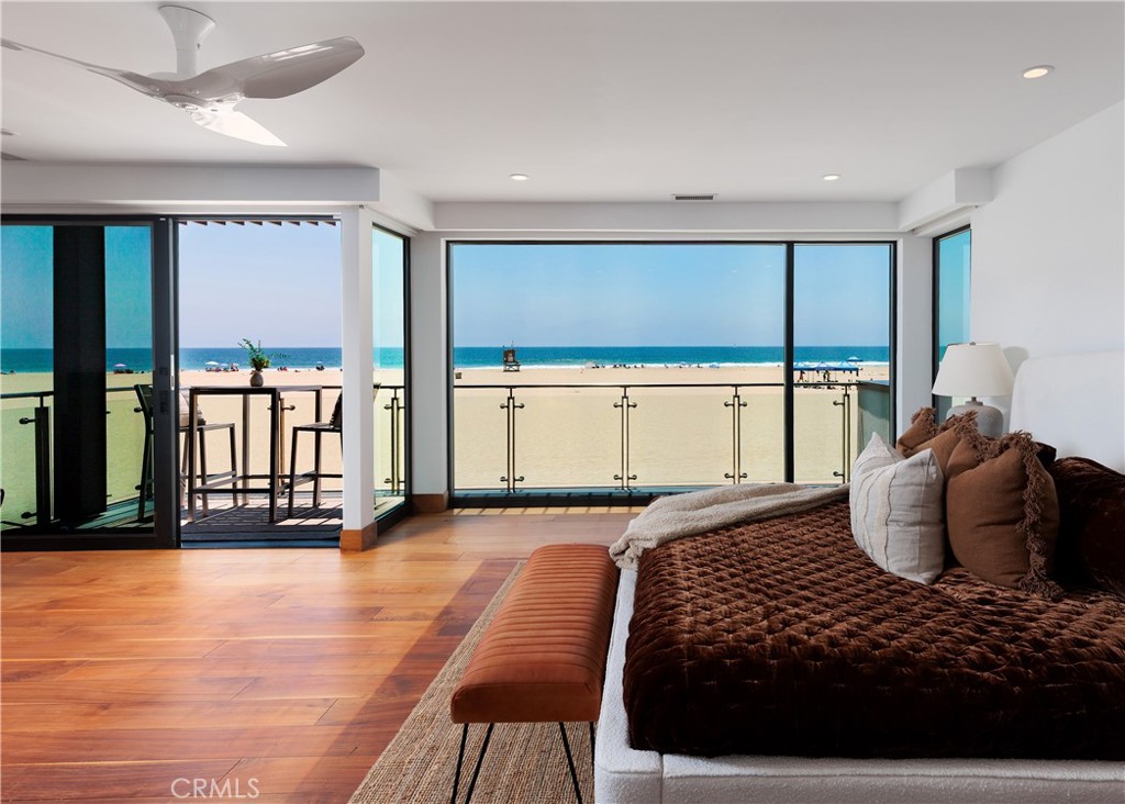 7104 W Oceanfront