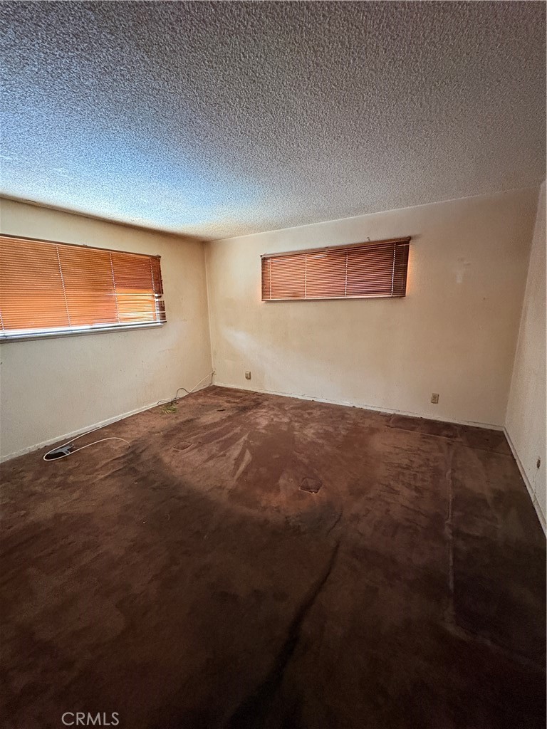 819 Perry Avenue