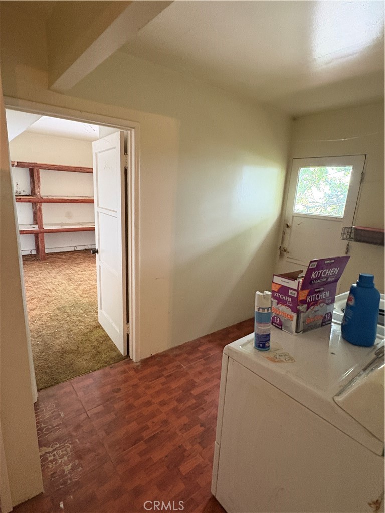 819 Perry Avenue