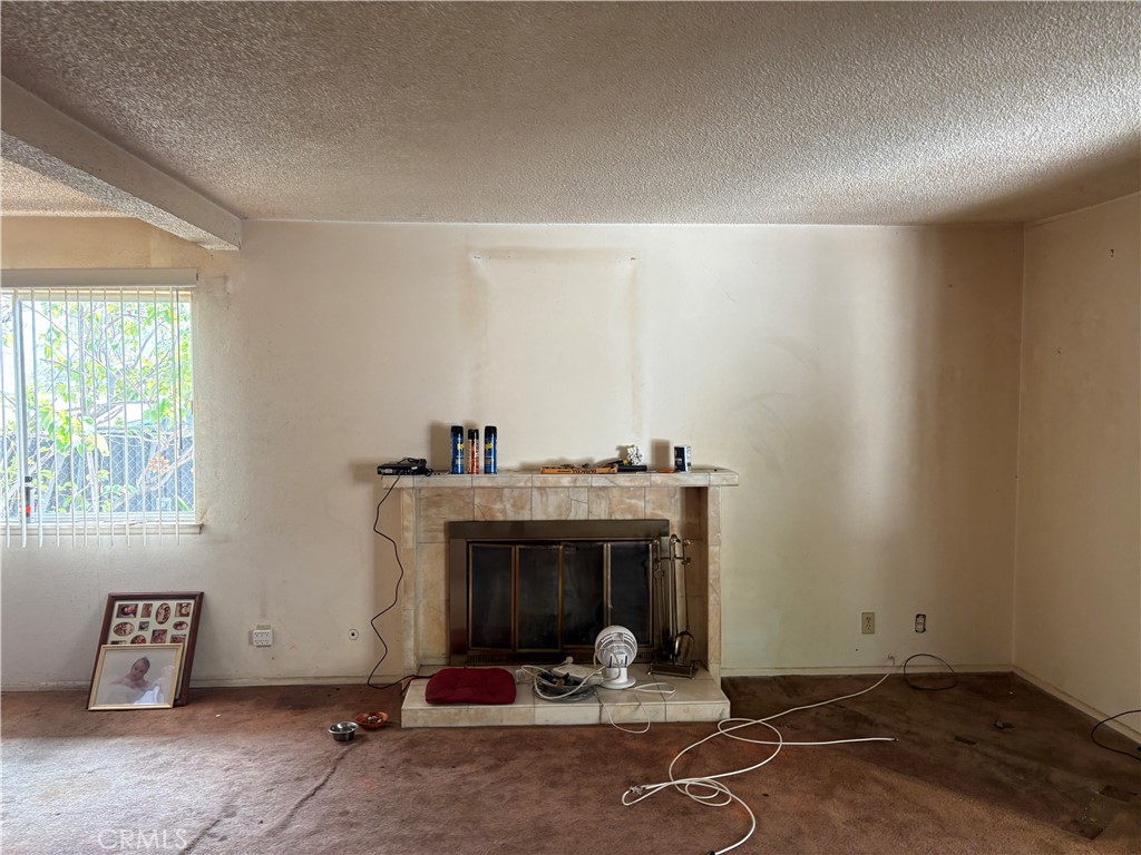 819 Perry Avenue