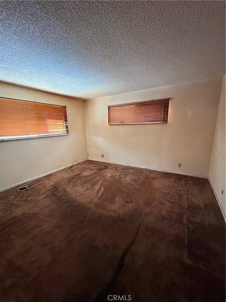 819 Perry Avenue