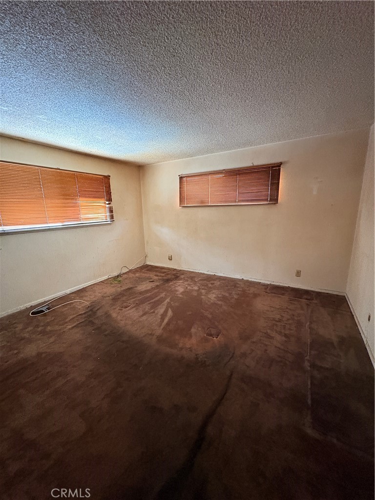819 Perry Avenue