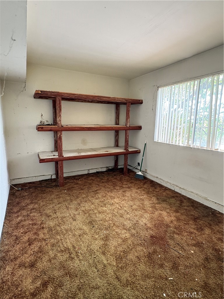 819 Perry Avenue