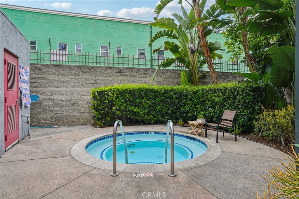 420 S San Pedro Street 428