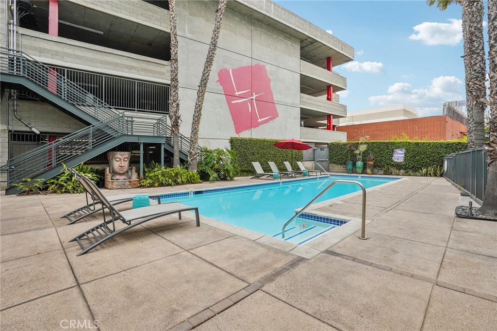 420 S San Pedro Street 428