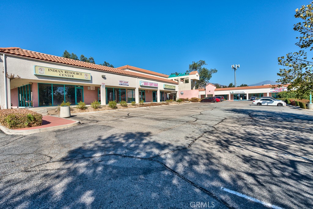 2210 E Highland Avenue