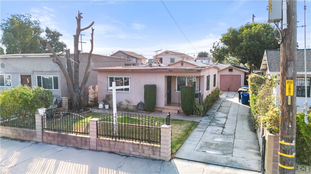 1013 Fraser Avenue