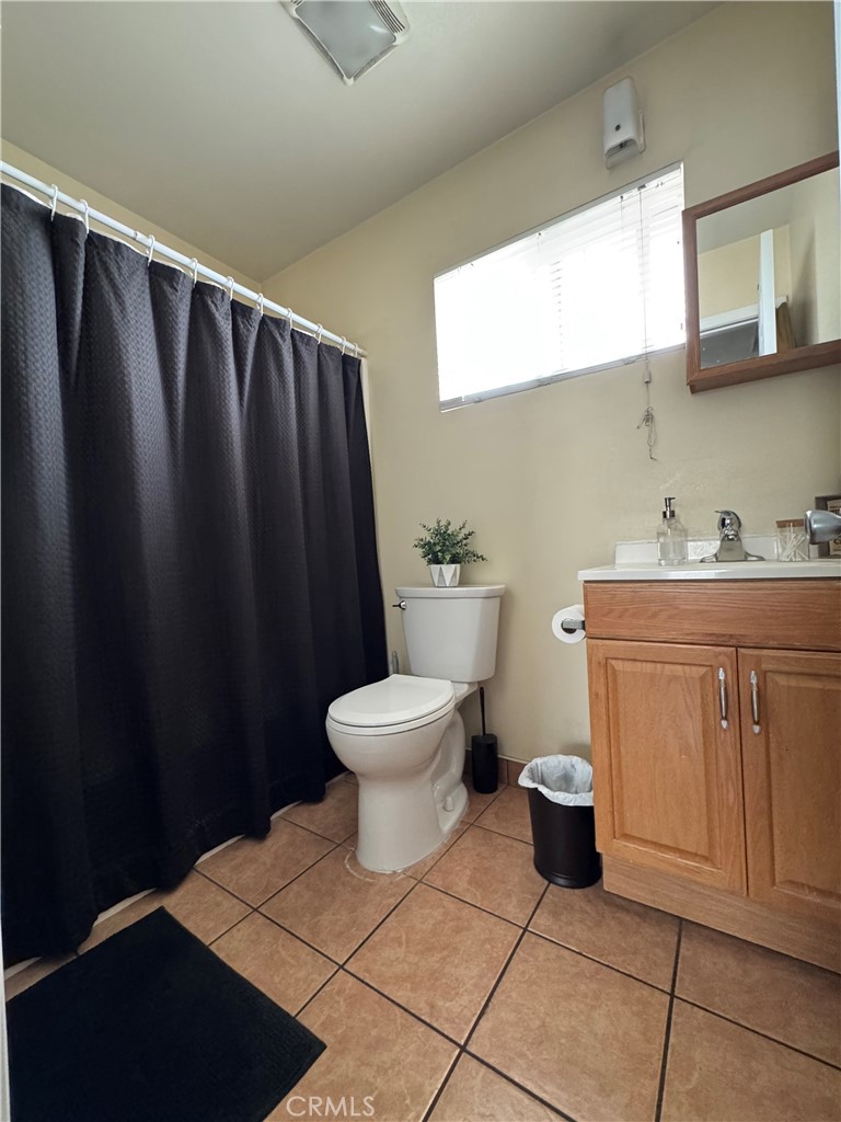 2432 Fairmount Street