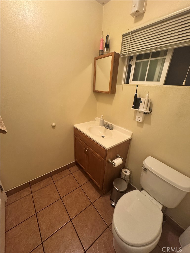 2432 Fairmount Street