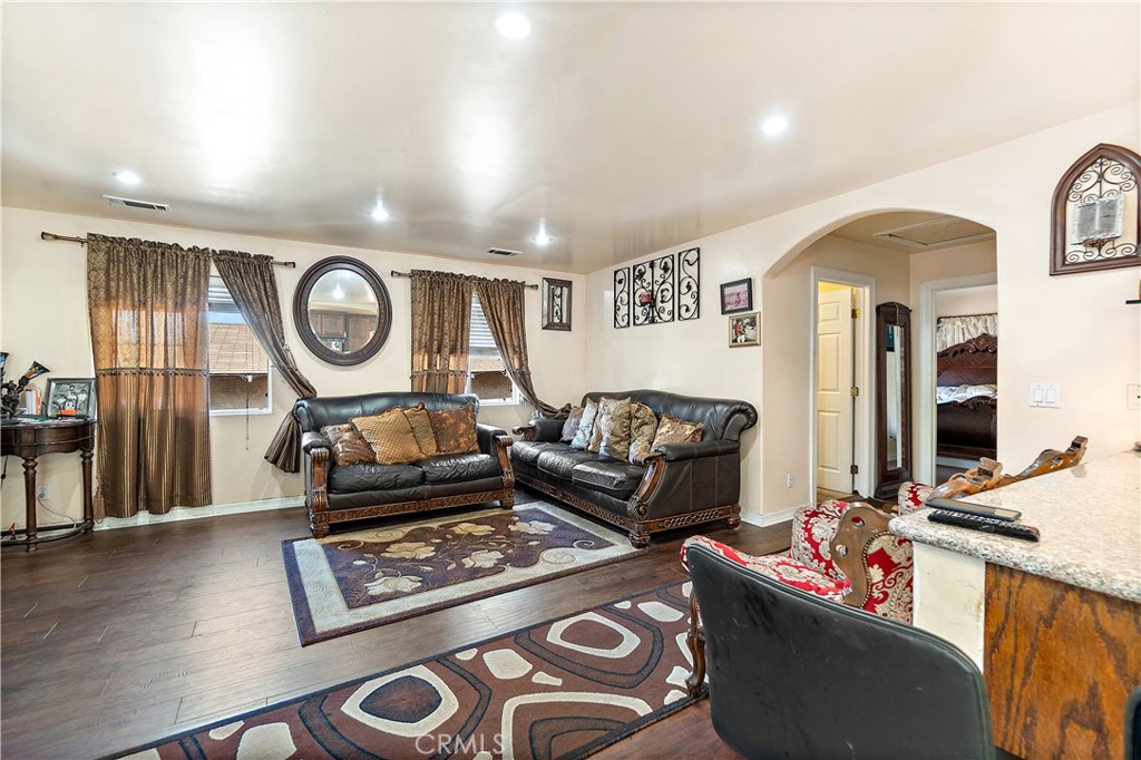 4421 -4423 Floral Drive