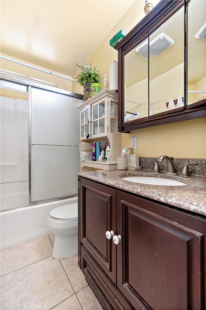 4421 -4423 Floral Drive