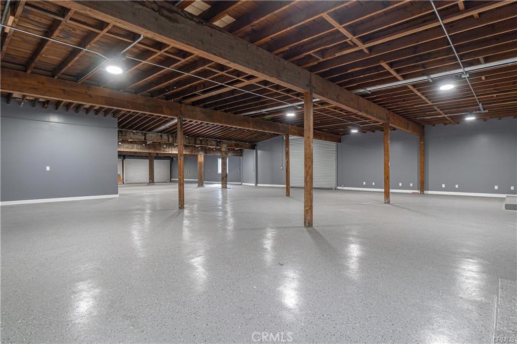 820 W Esther Street