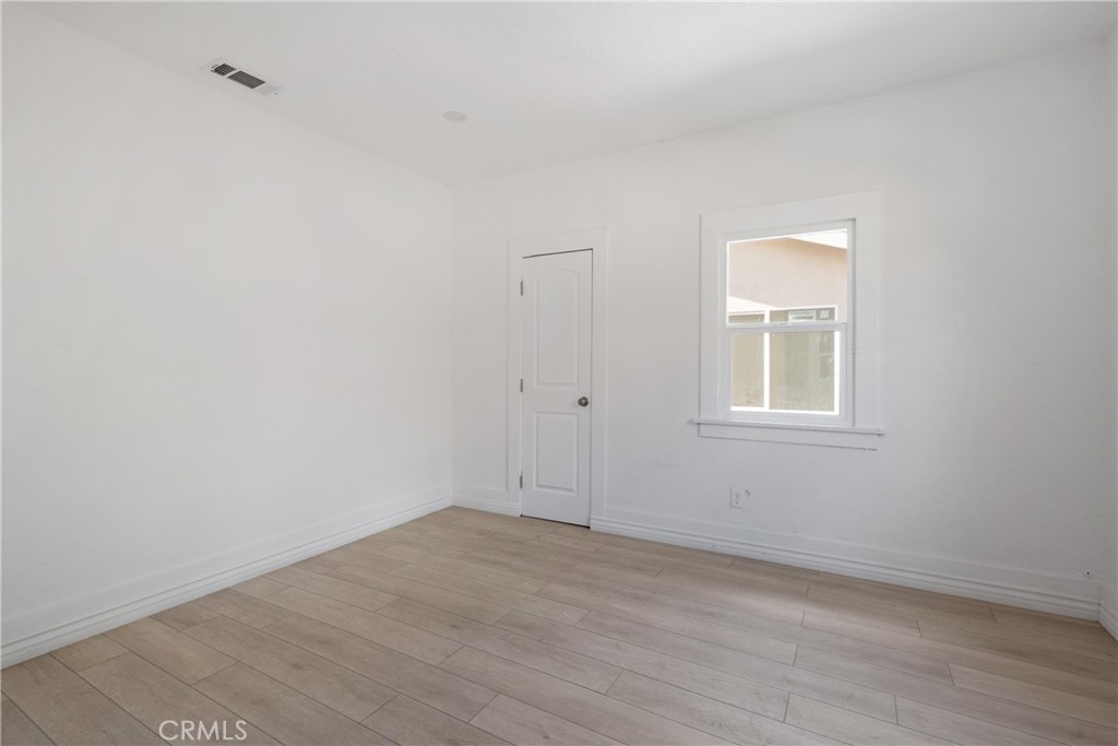 3929 Brighton