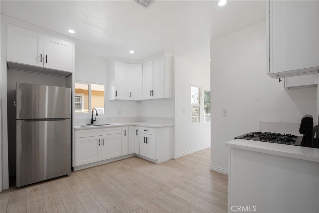 3929 Brighton