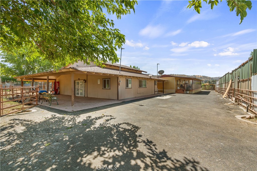 32623 Highway 190
