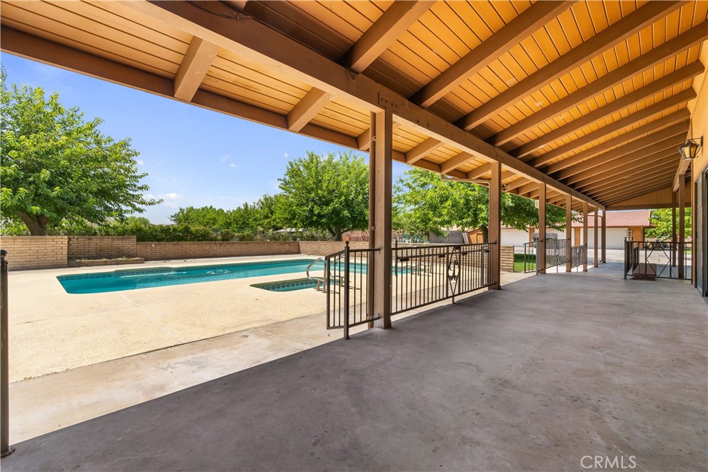 32623 Highway 190