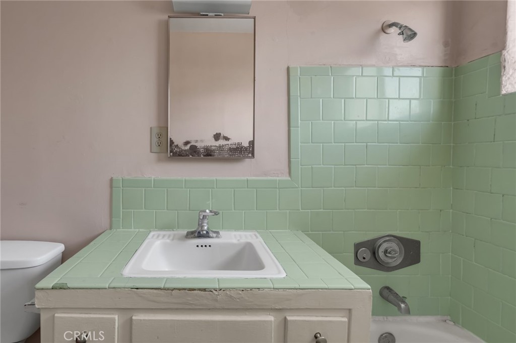 6514 Foster Bridge Boulevard