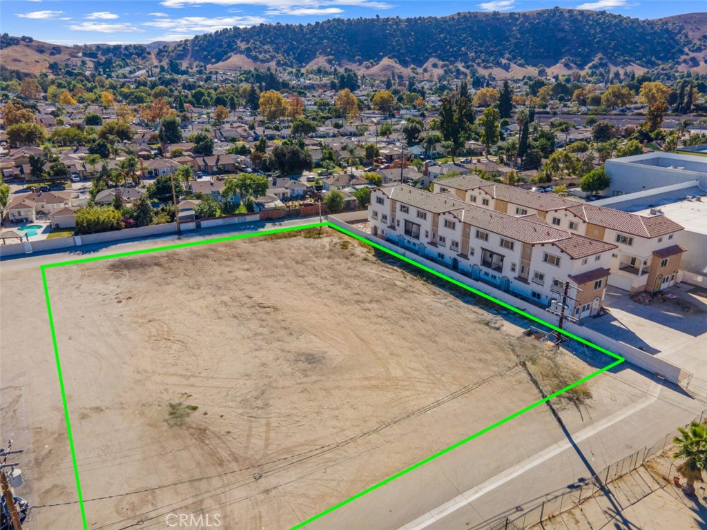 1614 W Mission Blvd (B)