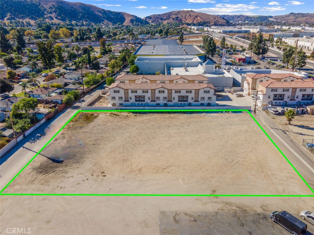 1614 W Mission Blvd (B)