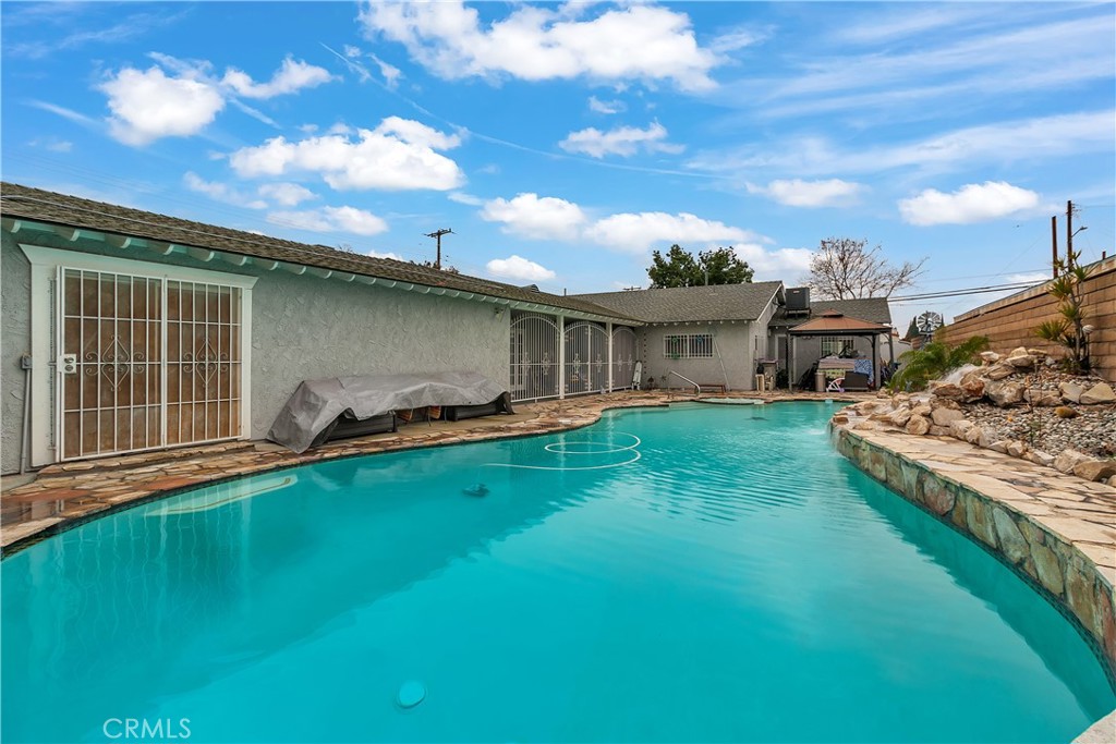 16822 Ardmore