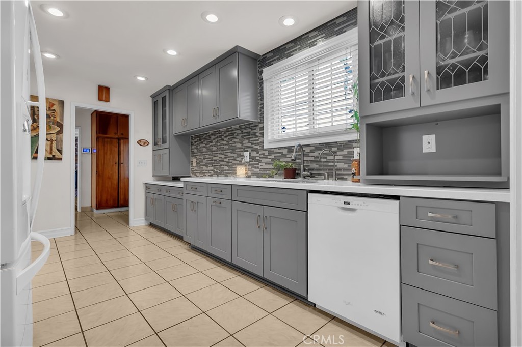 16822 Ardmore