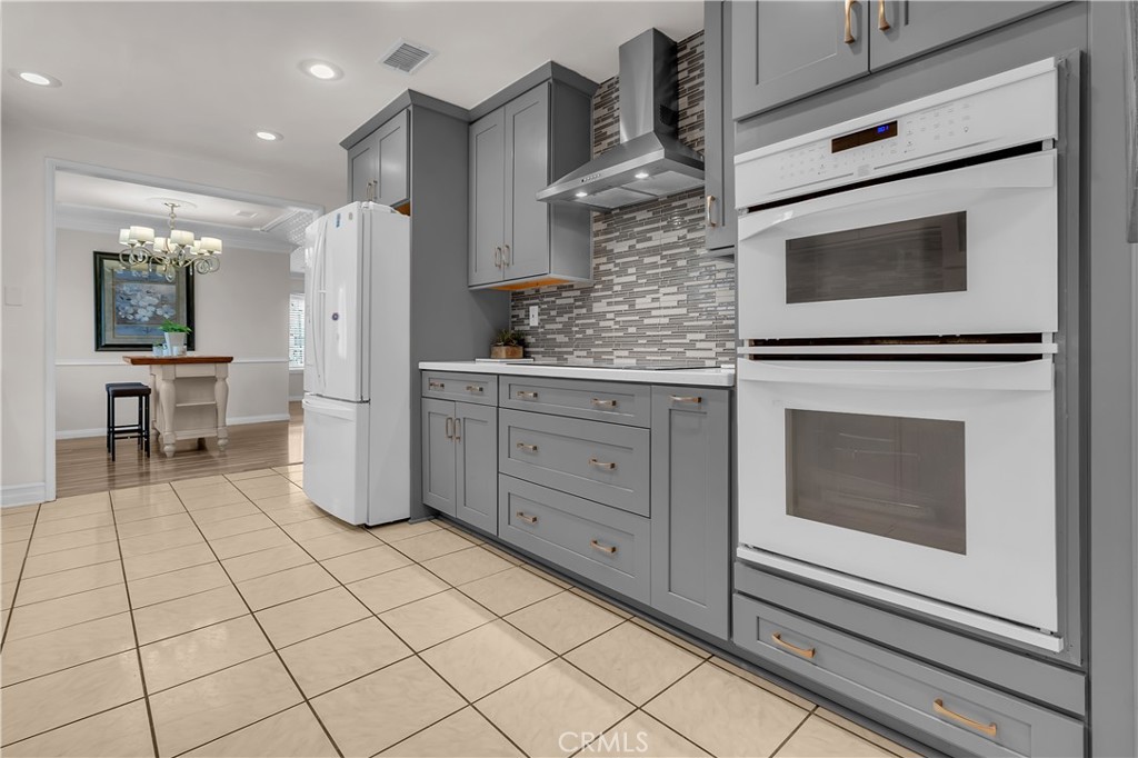 16822 Ardmore