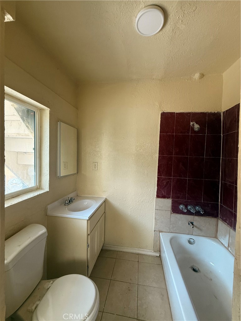 4257 San Pedro