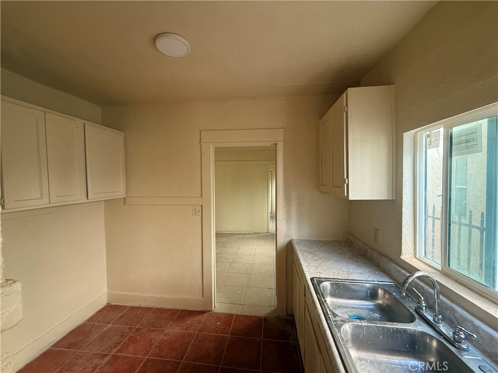 4257 San Pedro