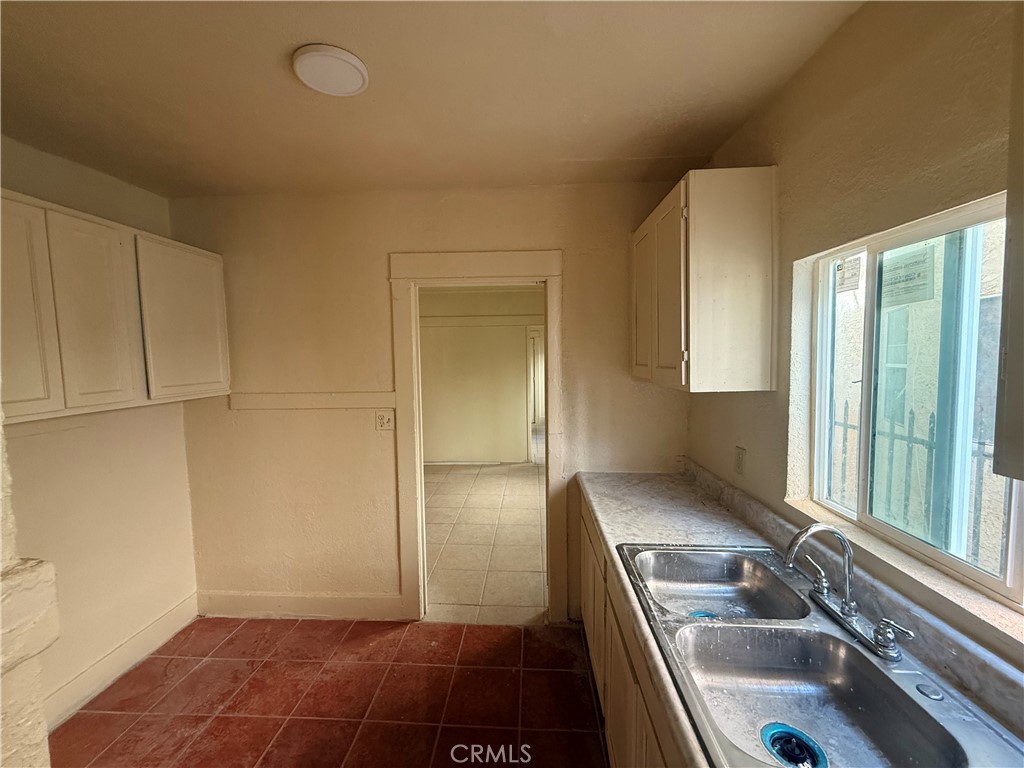 4257 San Pedro