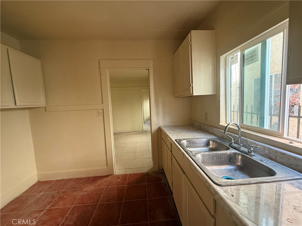 4257 San Pedro