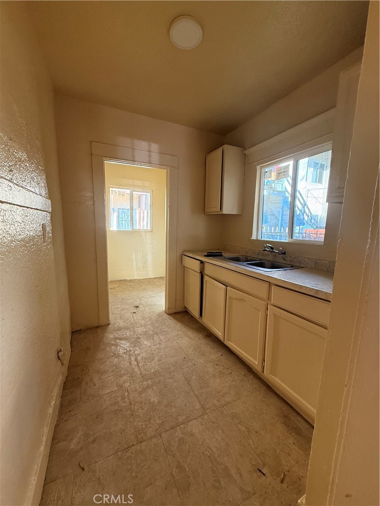4257 San Pedro