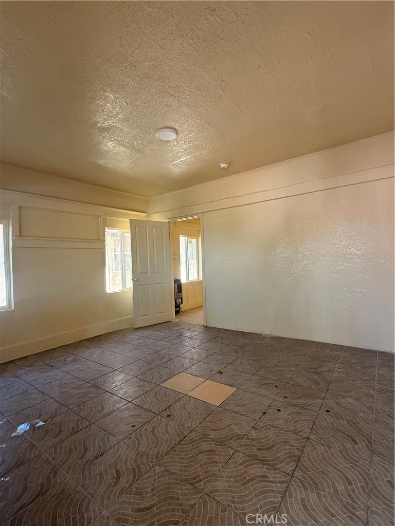 4257 San Pedro