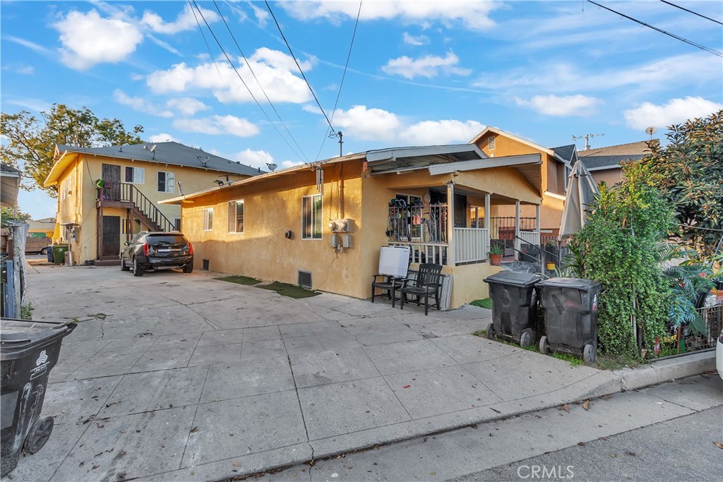4257 San Pedro