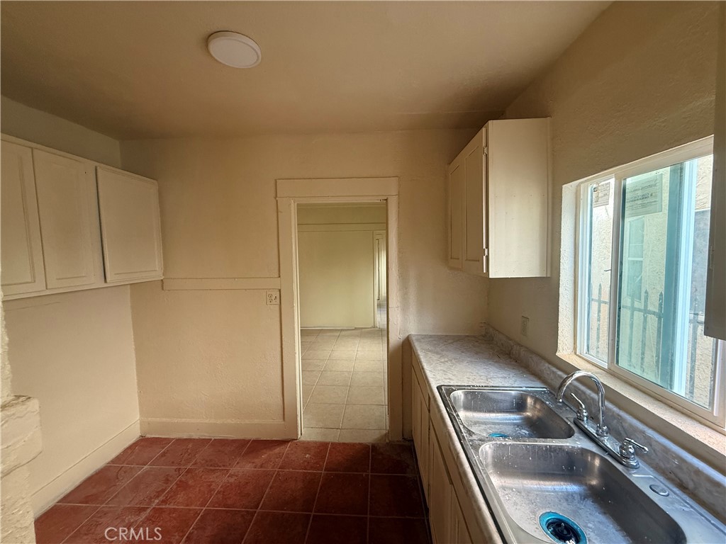 4257 San Pedro