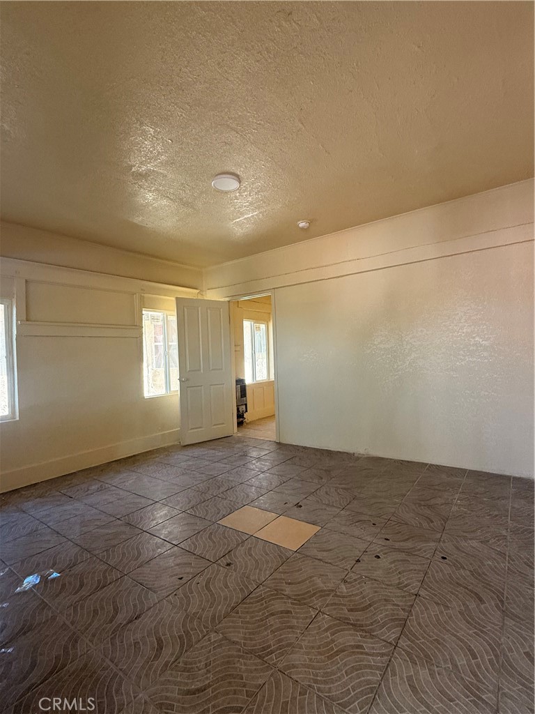4257 San Pedro