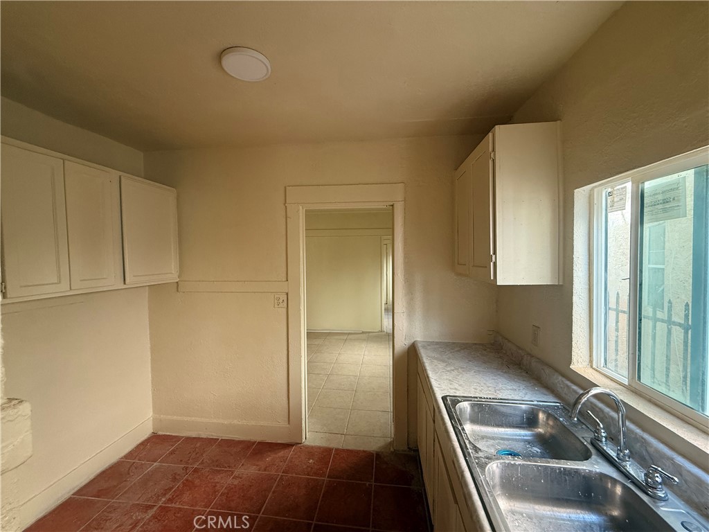 4257 San Pedro