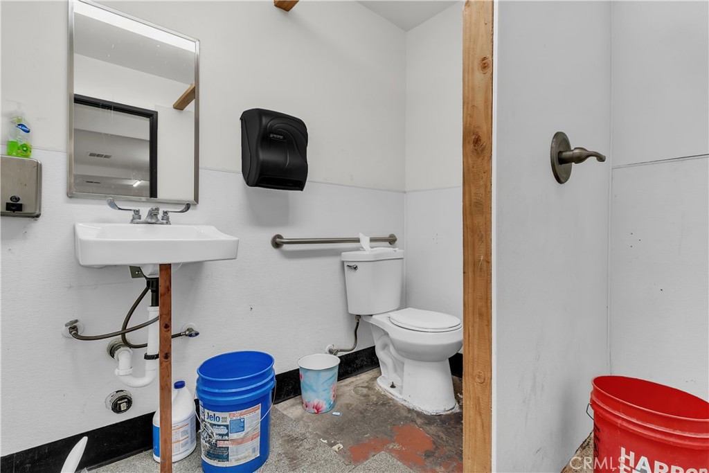 5110 Whittier