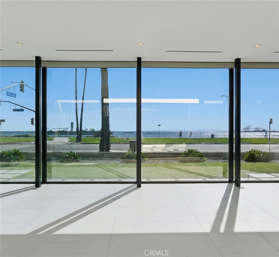 2767 E Ocean