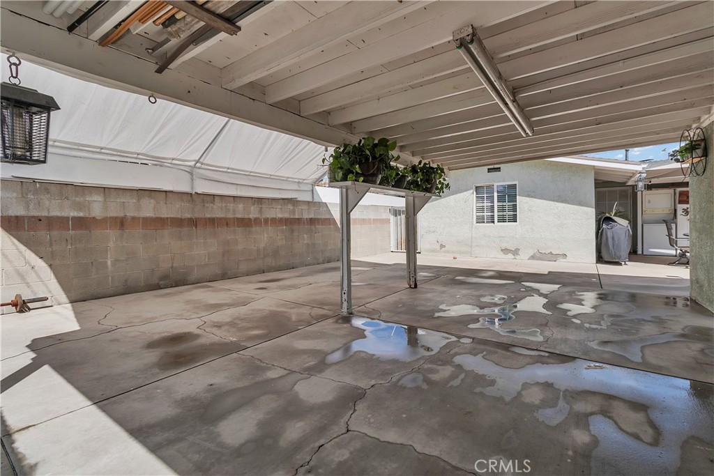 1414 W Shorb